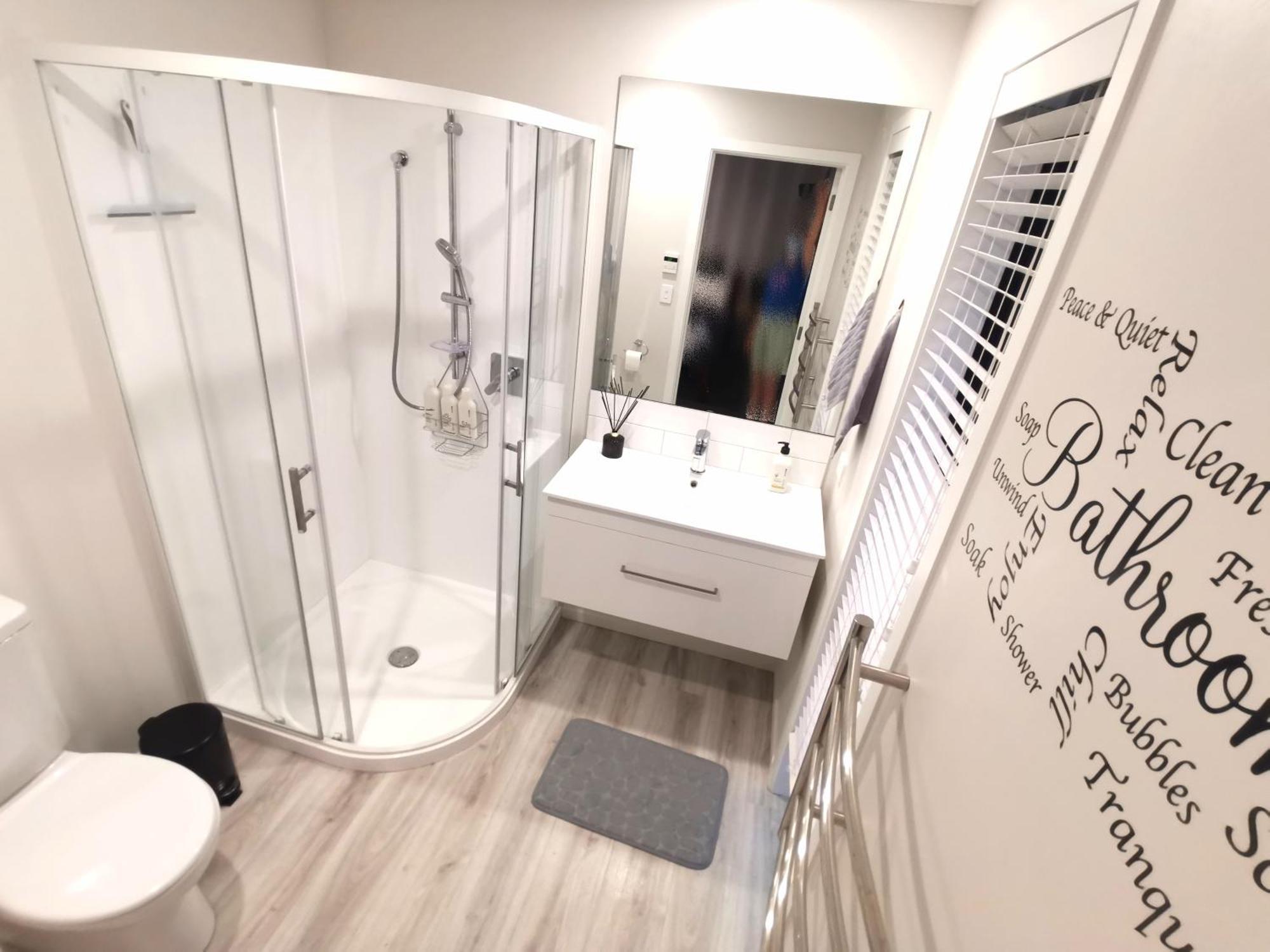 Stylish Private Guest House Ensuite Only Rolleston Exterior photo